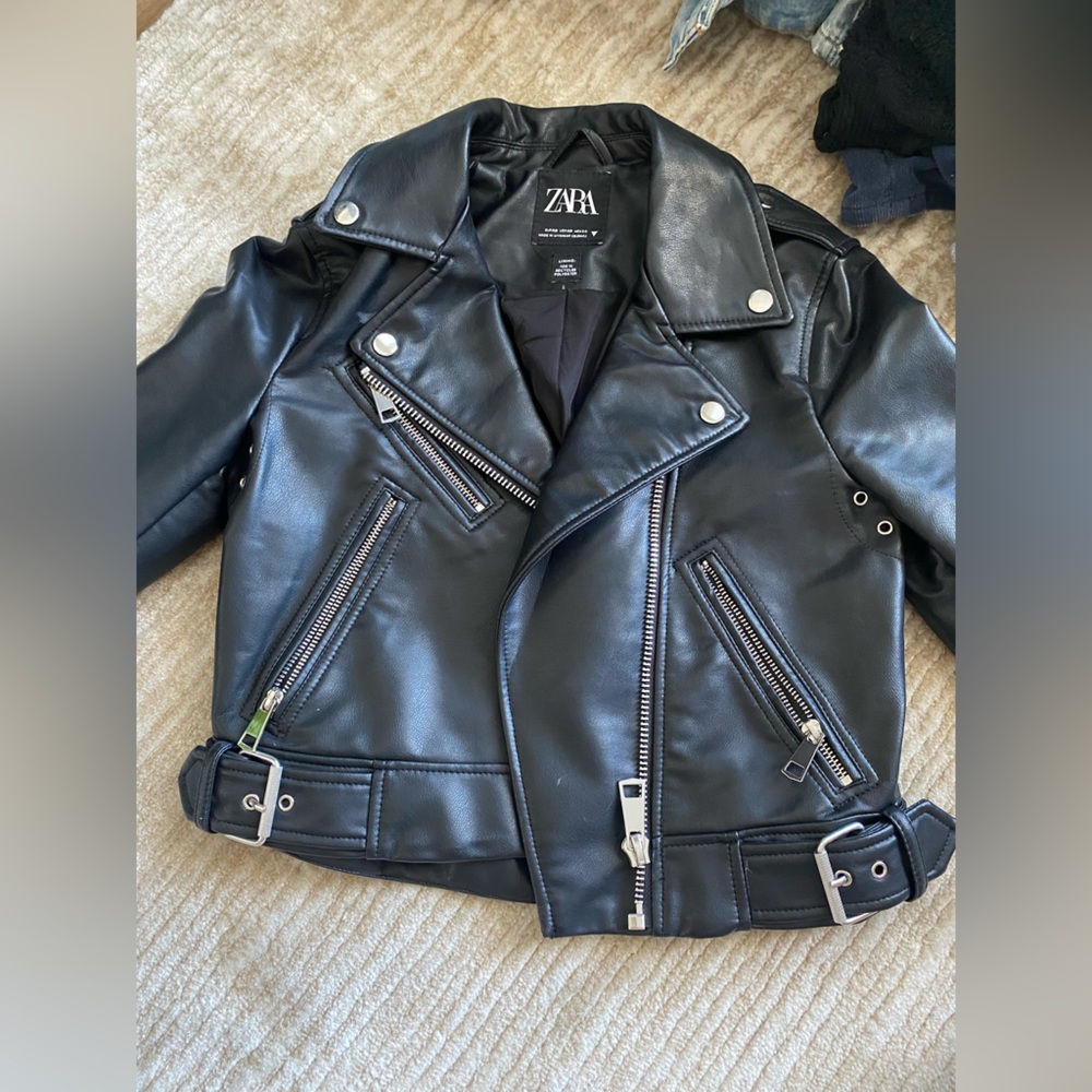 zara cropped black leather jacket